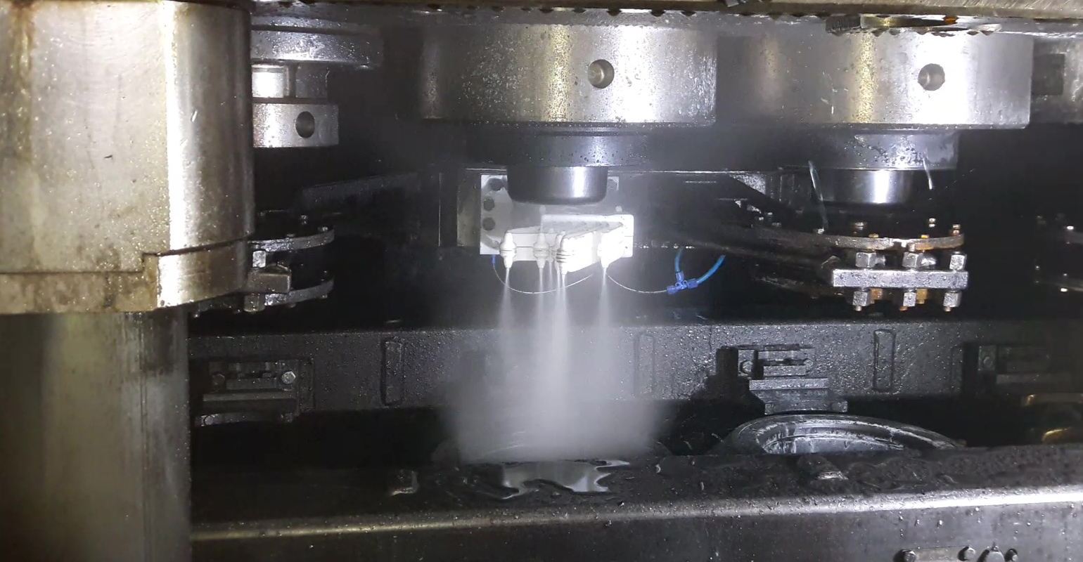 SMS closed-die press die spraying