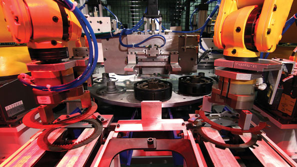 AAM developed a concept for an automated clutch assembly line but a revised design by Evan Automation introduced Lean manufacturing principles and integrates automatic and semiautomatic processes for high throughput