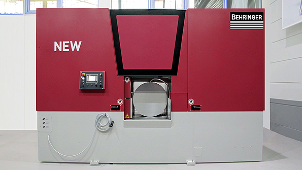 Two linear ways and four guides promote precise and accurate vertical movement of the bow frame Cutting accuracy is enhanced by the horizontal band arrangement hydraulically tensioned blade and double roller prealignment bearings for the blade guiding