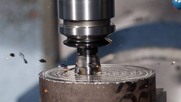 XSYTIN1 is the strongest ceramic insert grade ever produced by Greenleaf and recommended for use in interrupted cuts removal of scale roughing semifinish and finish cuts in heatresistant superalloy materials cast irons nodular irons ductile irons steel alloys and stainless steels