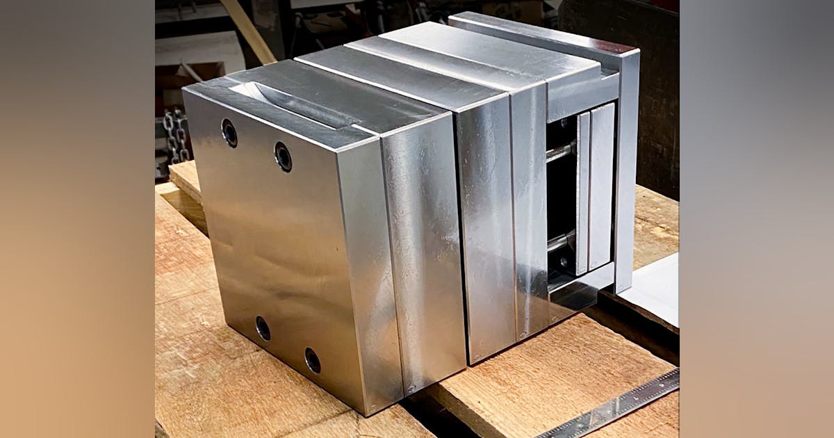 Die/Mold Manufacturer On the Job Superior Die Set New Equipment Digest