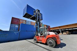 The heavy-duty forklift, SMV 10-1200 C from Konecranes Lifttrucks, transports containers up to 10 tonnes for Pletschacher and is 25 centimeters shorter than normal with its 3 meters wheelbase.