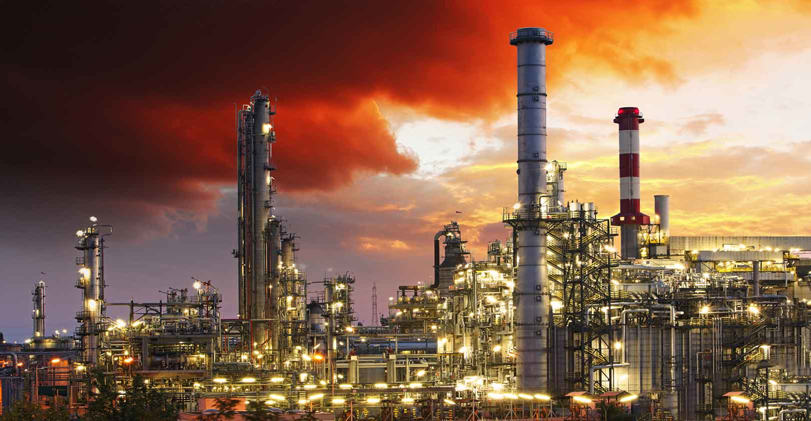 oil-refinery-redsky-dusk