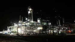 0405-oil-refinery 0405-oil-refinery