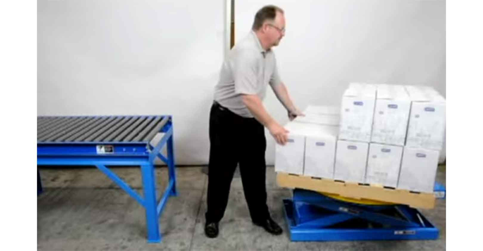 self-leveling-palletizer-advance-lifts