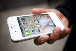 White-Apple-Iphone White-Apple-Iphone