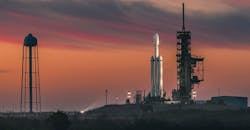 falcon-heavy-sunset-spacex-flickr falcon-heavy-sunset-spacex-flickr