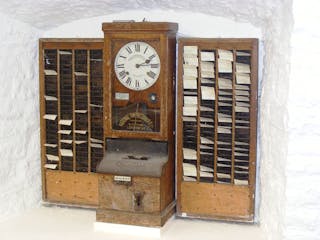 Newequipment 5631 Time Clock Antique