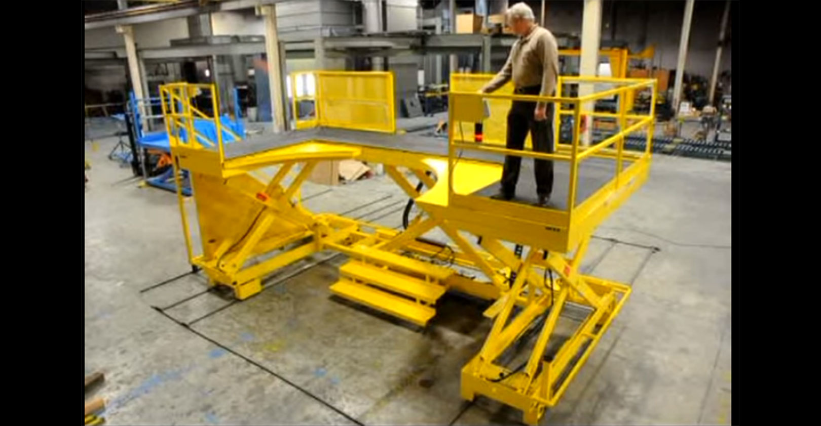 advance-lifts-work-access-3018