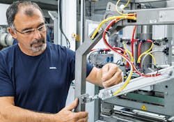 Newequipment Com Sites Hydraulicspneumatics com Files Uploads 2015 03 Kiefel 007 Newequipment Com Sites Hydraulicspneumatics com Files Uploads 2015 03 Kiefel 007