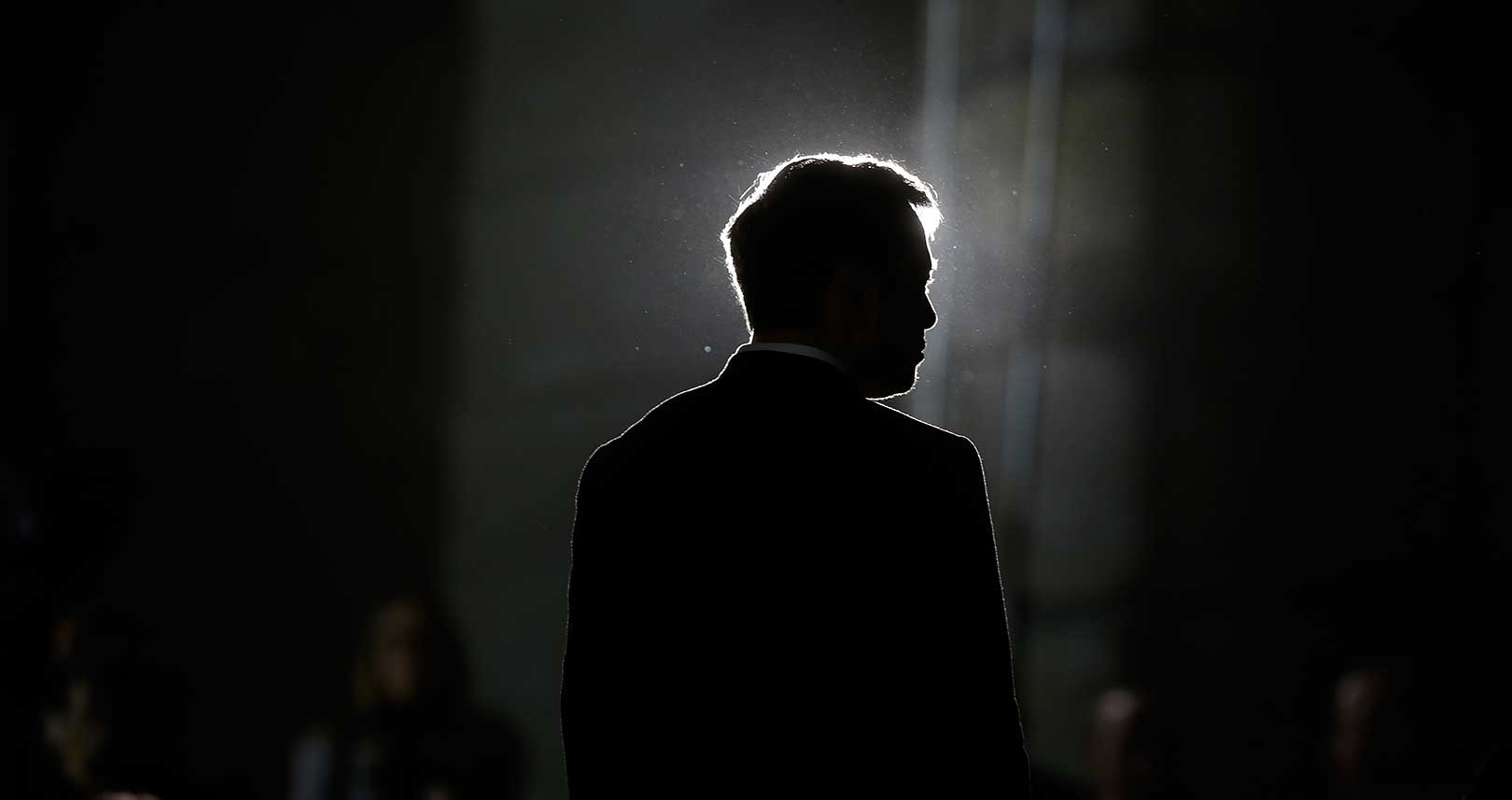 elon-musk-silhouette