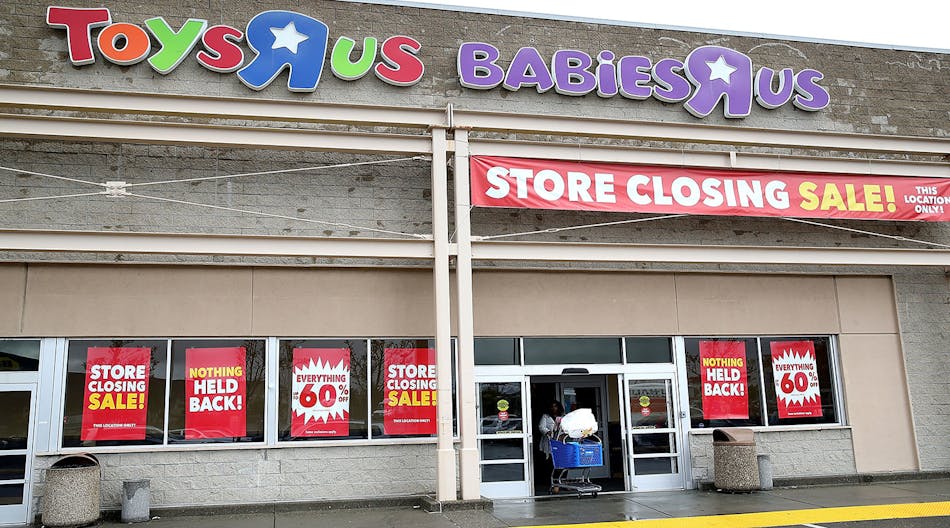 Newequipment 6340 Toys R Us Closing Getty Images