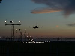 aircraft-runway aircraft-runway