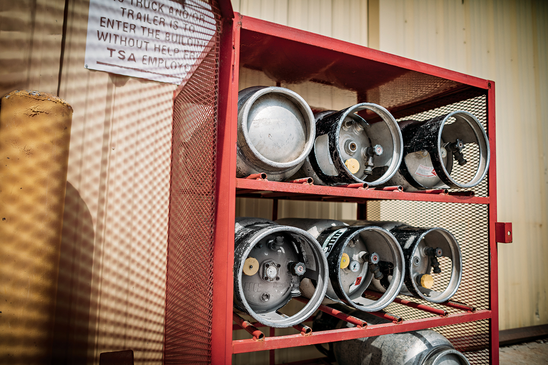 Perc Propane Cylinders 002 5e95b9b84f175