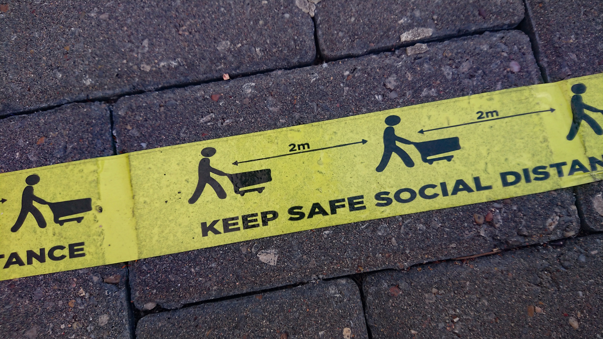 covid-19-social-distancing