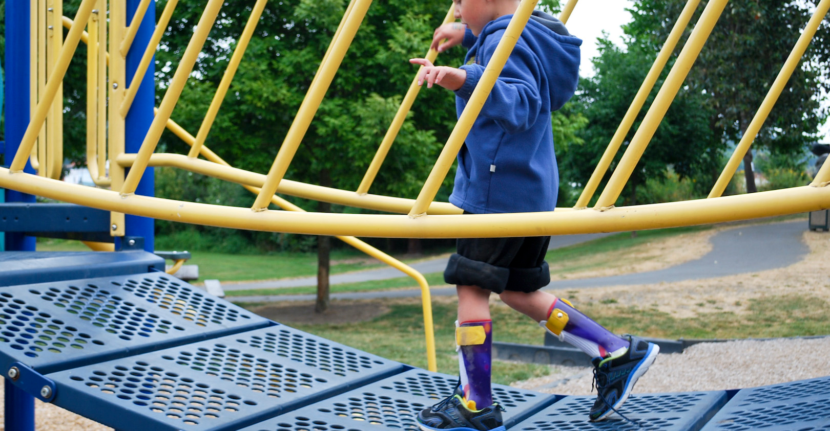 Boy Park Bridge 5fbeafbadb862 5fcfa726af98d