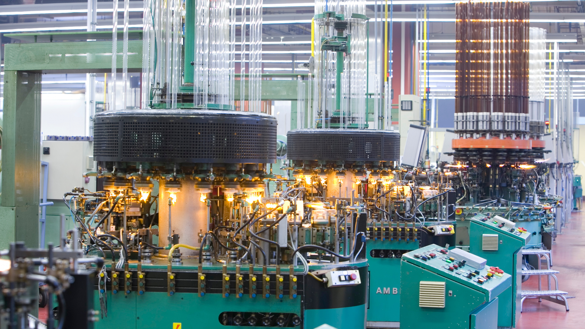 37942 Ids Production Of Vaccine Bottles Subejct Strict Controls 606c6d0fdcadb