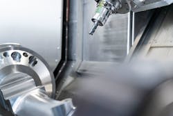 Using intelligent tools makes it possible to optimize milling processes and increase the productivity of the machine. From process monitoring and parameter optimization, all the way up to real-time control of speed and feed rates, the data can be visualized and processed, in turn enabling predictive production.