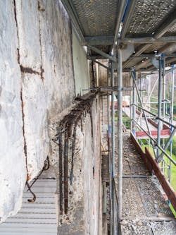 Reinforced concrete structure deteriorated due to the effects of corrosion. Reinforced concrete structure deteriorated due to the effects of corrosion.