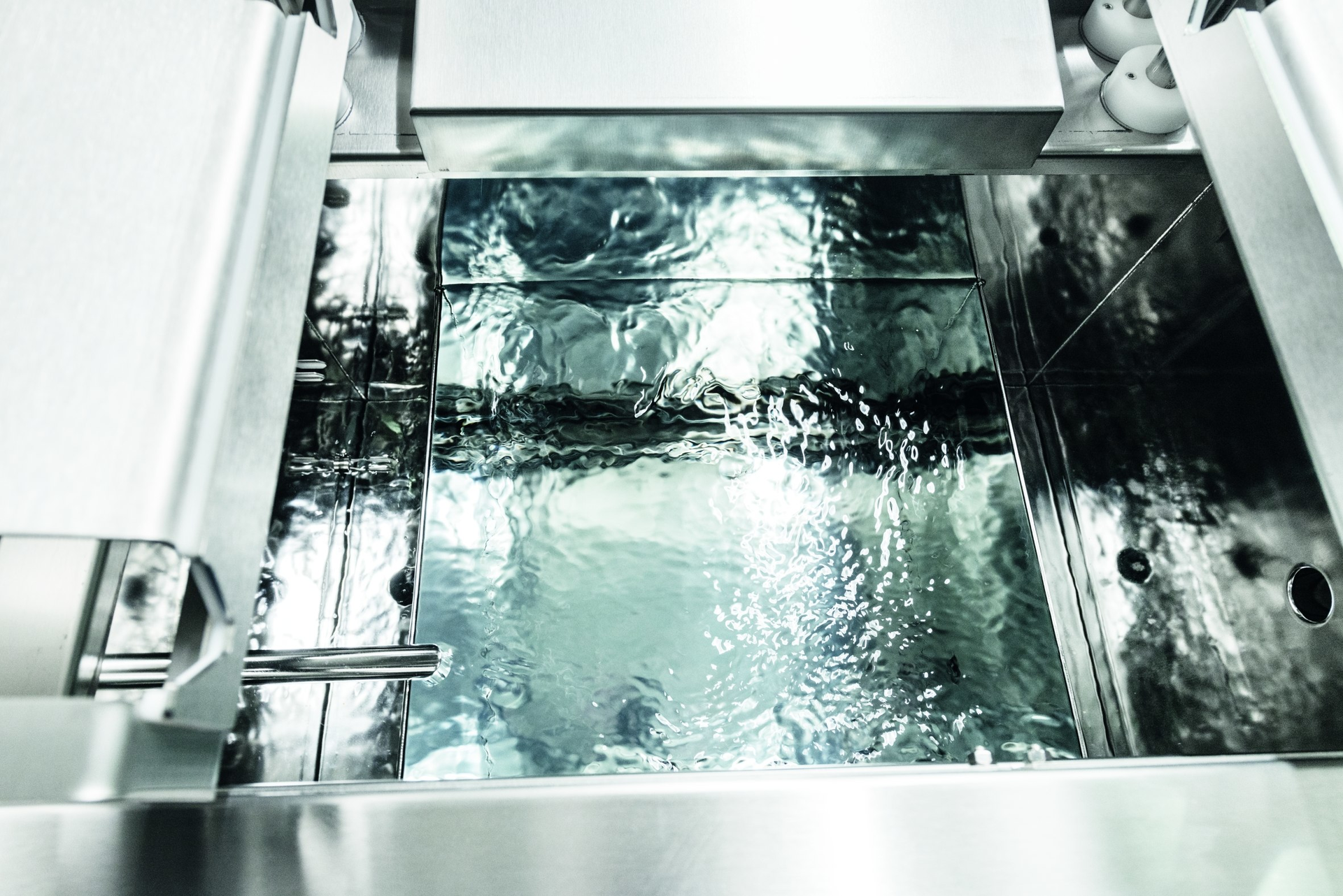 Ecoclean Ucm Smart Line Zweiseitenueberlauf V