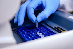 lab-worker-dna lab-worker-dna