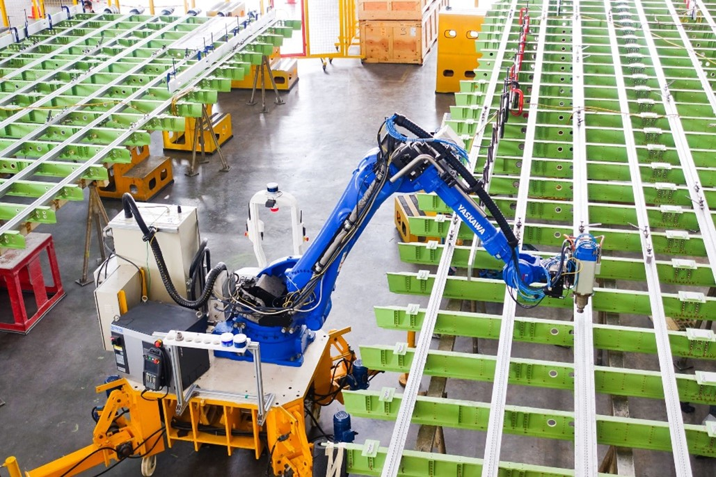 For the aircraft conversion, Zimmer Group supplied an air-cooled spindle including an EtherCAT operator terminal and frequency converter.