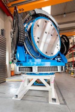 Fully harnessed ready chain systems from igus are used for a safe energy supply and the clean guidance of the media. Fully harnessed ready chain systems from igus are used for a safe energy supply and the clean guidance of the media.