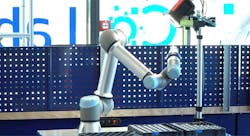 Figure 2: UR cobot with the Inspekto S70. Figure 2: UR cobot with the Inspekto S70.