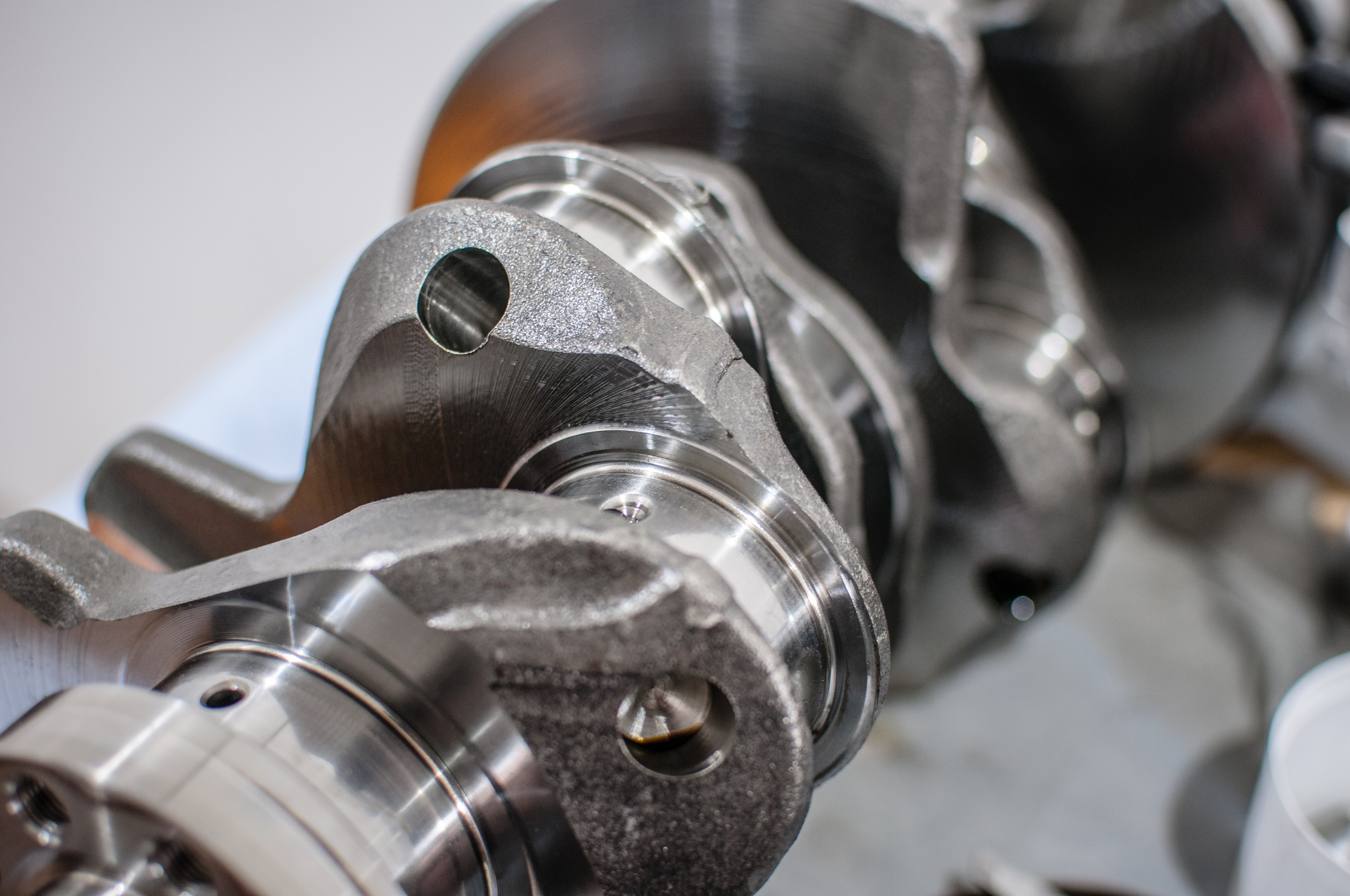 The support staff at SCTools has extensive knowledge and often hands-on machining background that includes operating equipment and programming.