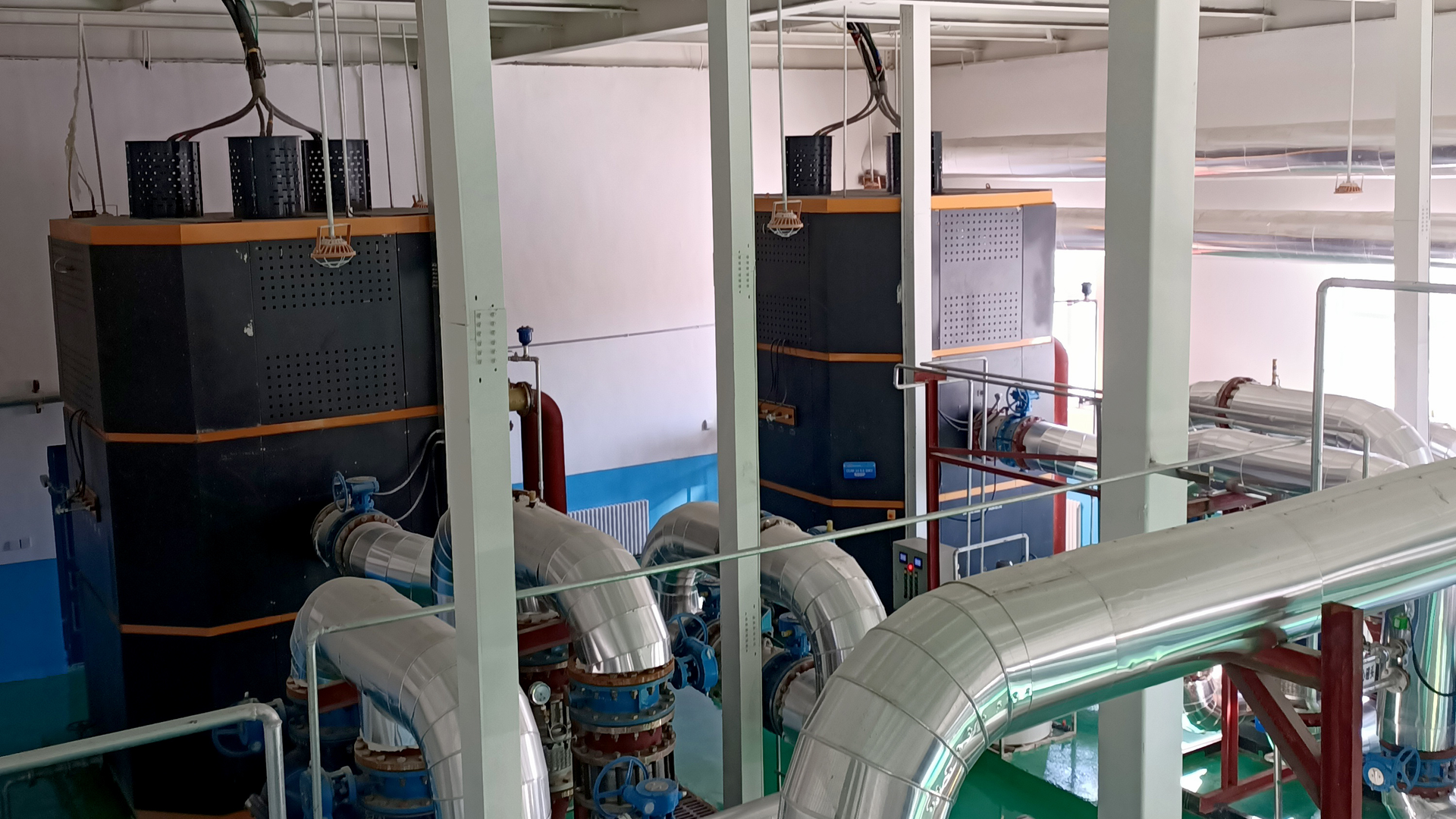 State-of-the-art electrode boilers are safer, more energy-efficient alternatives to gas-burning units, and also have significant benefits in terms of reliability and maintenance.