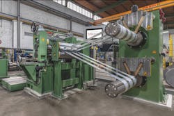 Two take-up reels ensure the desired space-saving design of the line. Two take-up reels ensure the desired space-saving design of the line.