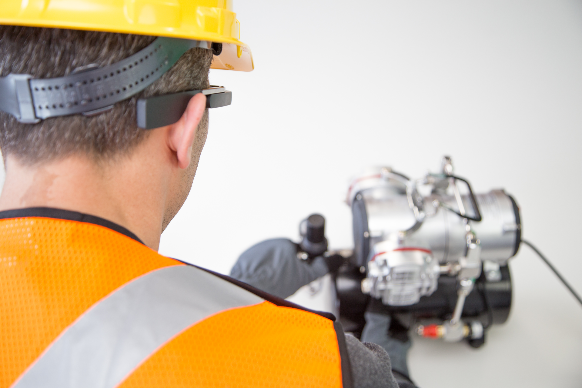 Google Glass construction Over Shoulder