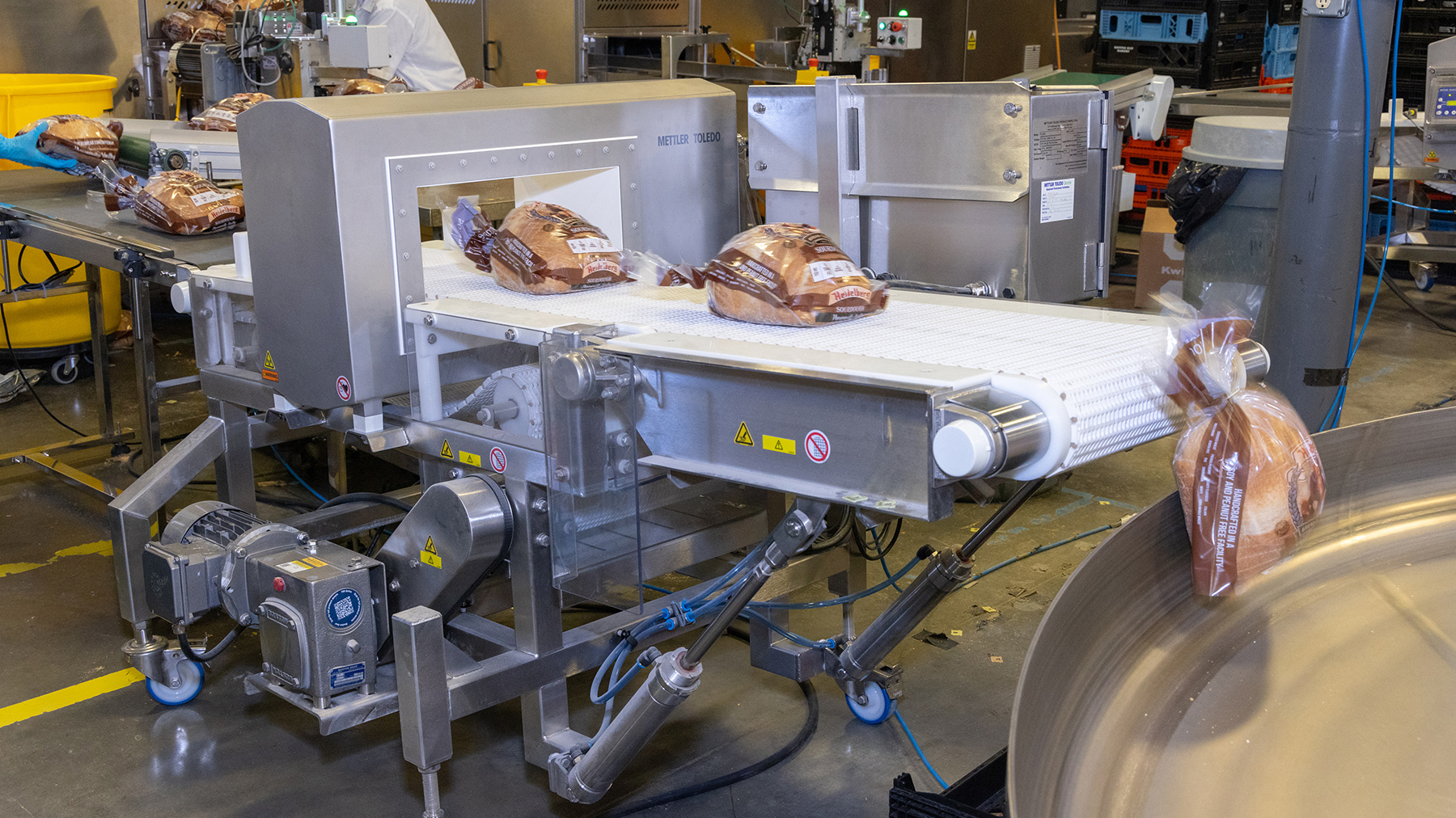 Heidelberg bread on MT inspection equipment