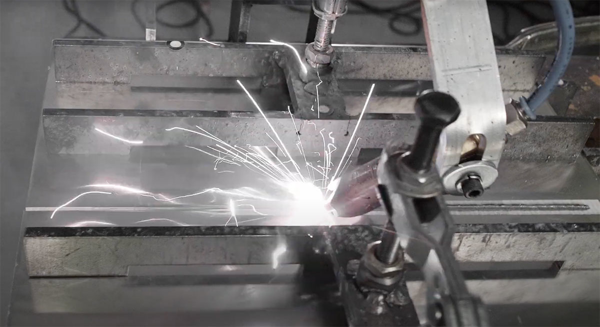 Pre-weld laser cleaning