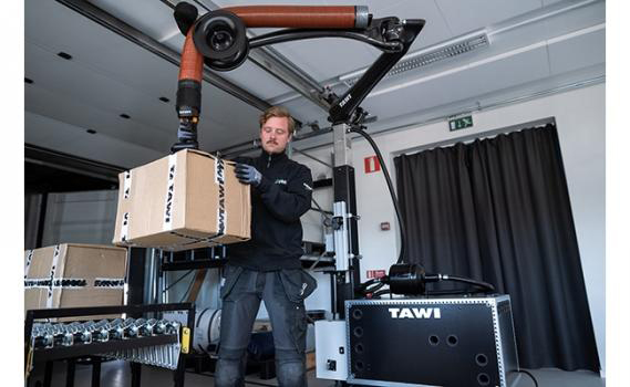 8 Lifting and Positioning Solutions | New Equipment Digest