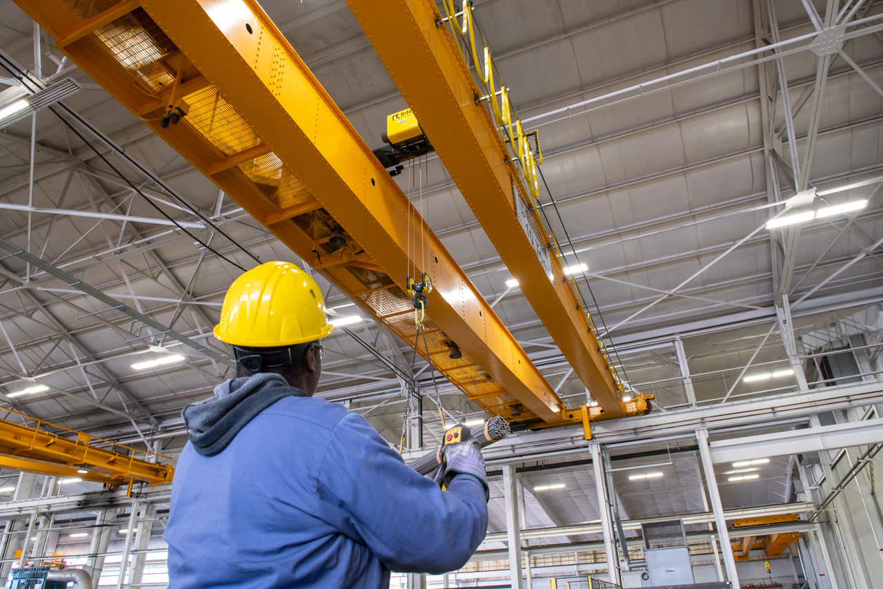 Hoosier Crane removed the two existing hoists and replaced them with new R&M 10-ton hoists.