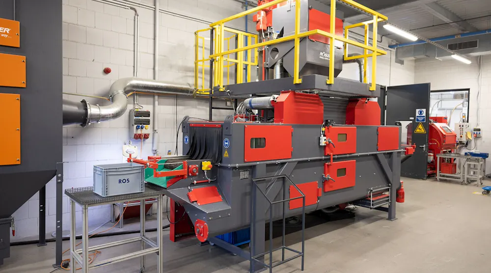 Perfectly Deflashing Injection Molded Components | New Equipment Digest