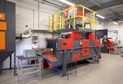 The highly flexible RSAB470 wire mesh belt machine is used for processing components made from duroplast and PPS-GF materials. Besides a high workpiece throughput, this machine guarantees consistent deflashing results and low operating costs. The highly flexible RSAB470 wire mesh belt machine is used for processing components made from duroplast and PPS-GF materials. Besides a high workpiece throughput, this machine guarantees consistent deflashing results and low operating costs.