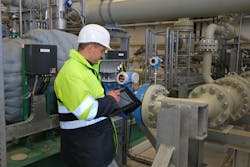 Redlining: Changes can be very simply noted, for example by a handwritten notice on a tablet. Redlining: Changes can be very simply noted, for example by a handwritten notice on a tablet.