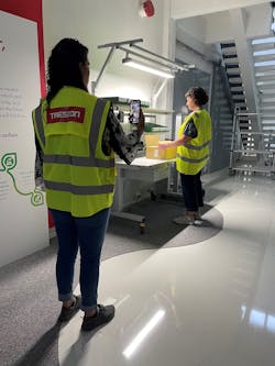 side-view of ergonomic assessment recording side-view of ergonomic assessment recording