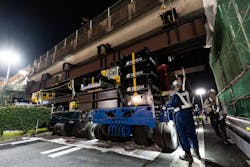 The Enerpac JS-250 Jack-Up in position to lift the bridge deck. The Enerpac JS-250 Jack-Up in position to lift the bridge deck.