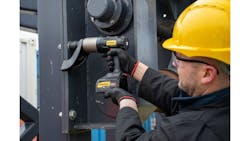 Enerpac BTW-Series battery torque wrench for pin-point precision bolting. Enerpac BTW-Series battery torque wrench for pin-point precision bolting.