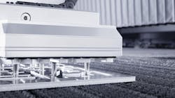 With the SmartLift, the freely positionable pins push the cut parts upward from the sheet skeleton, while the SortMaster Speed, with its suction plates, presses down on them from above. With the SmartLift, the freely positionable pins push the cut parts upward from the sheet skeleton, while the SortMaster Speed, with its suction plates, presses down on them from above.