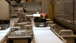 IRB 360 FlexPicker helps to assemble burgers in the restaurant, adding tomatoes. IRB 360 FlexPicker helps to assemble burgers in the restaurant, adding tomatoes.