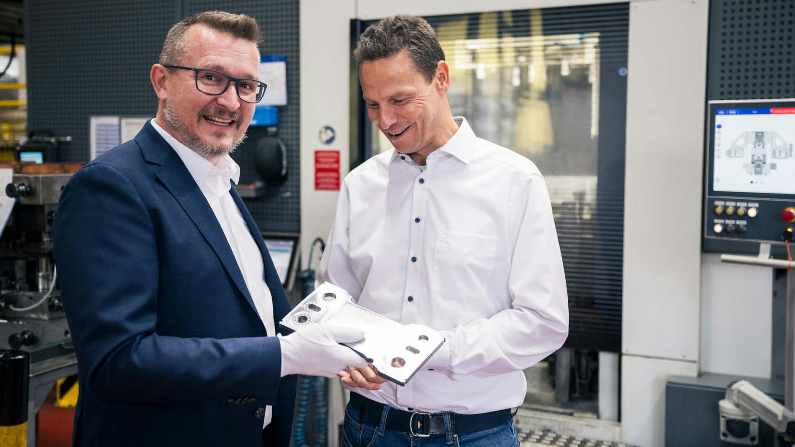 681bb2f7bfeaf6f6e31e1f13 Press Release Feintool Sitec Impact Coatings Keyv