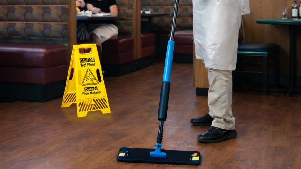 Mopster 2.0 spray mop