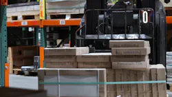 AI Device Tracks Every Pallet in Real Time AI Device Tracks Every Pallet in Real Time