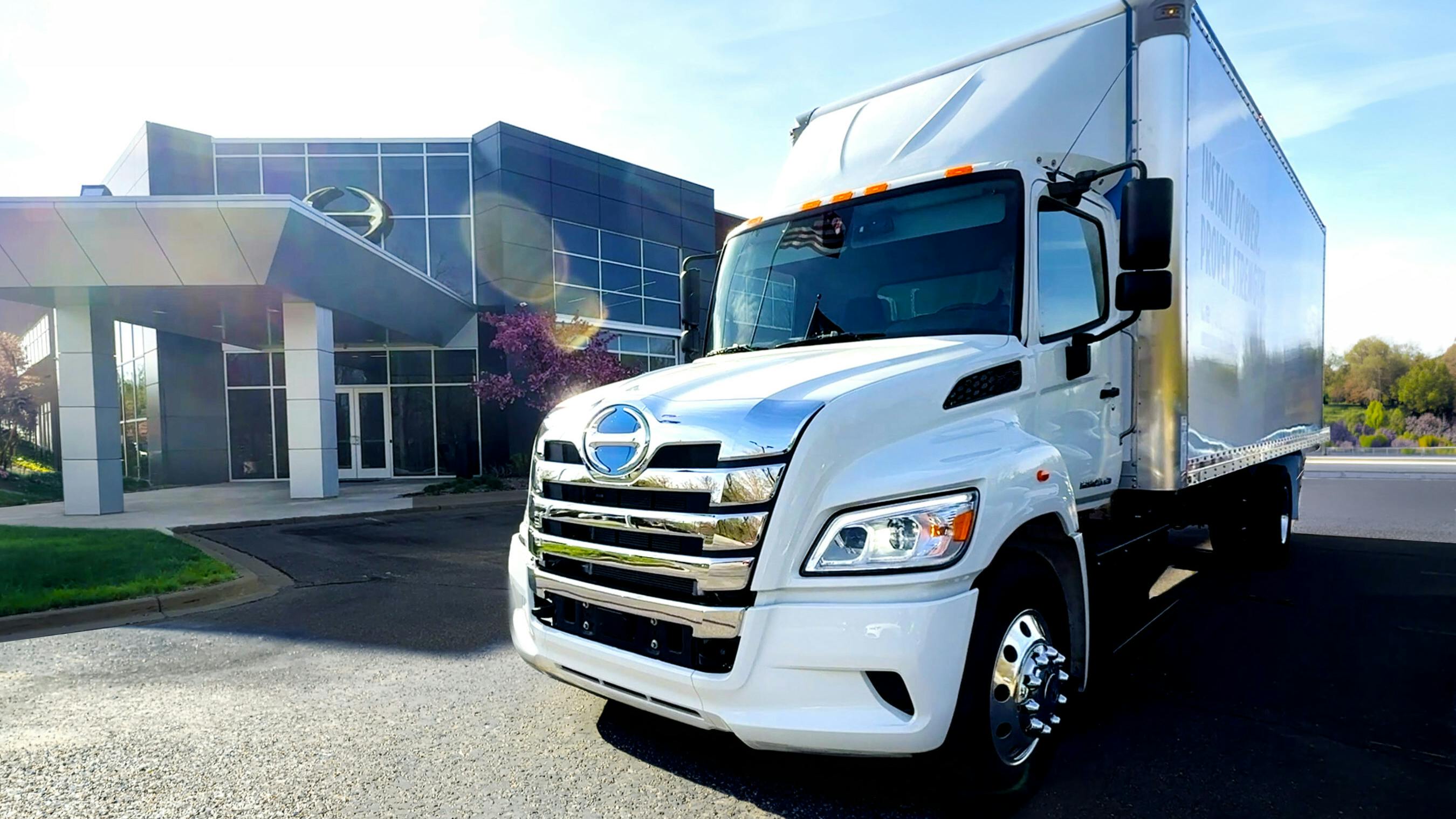 Le Series BEV Medium-Duty Truck With 269 kWh Battery
