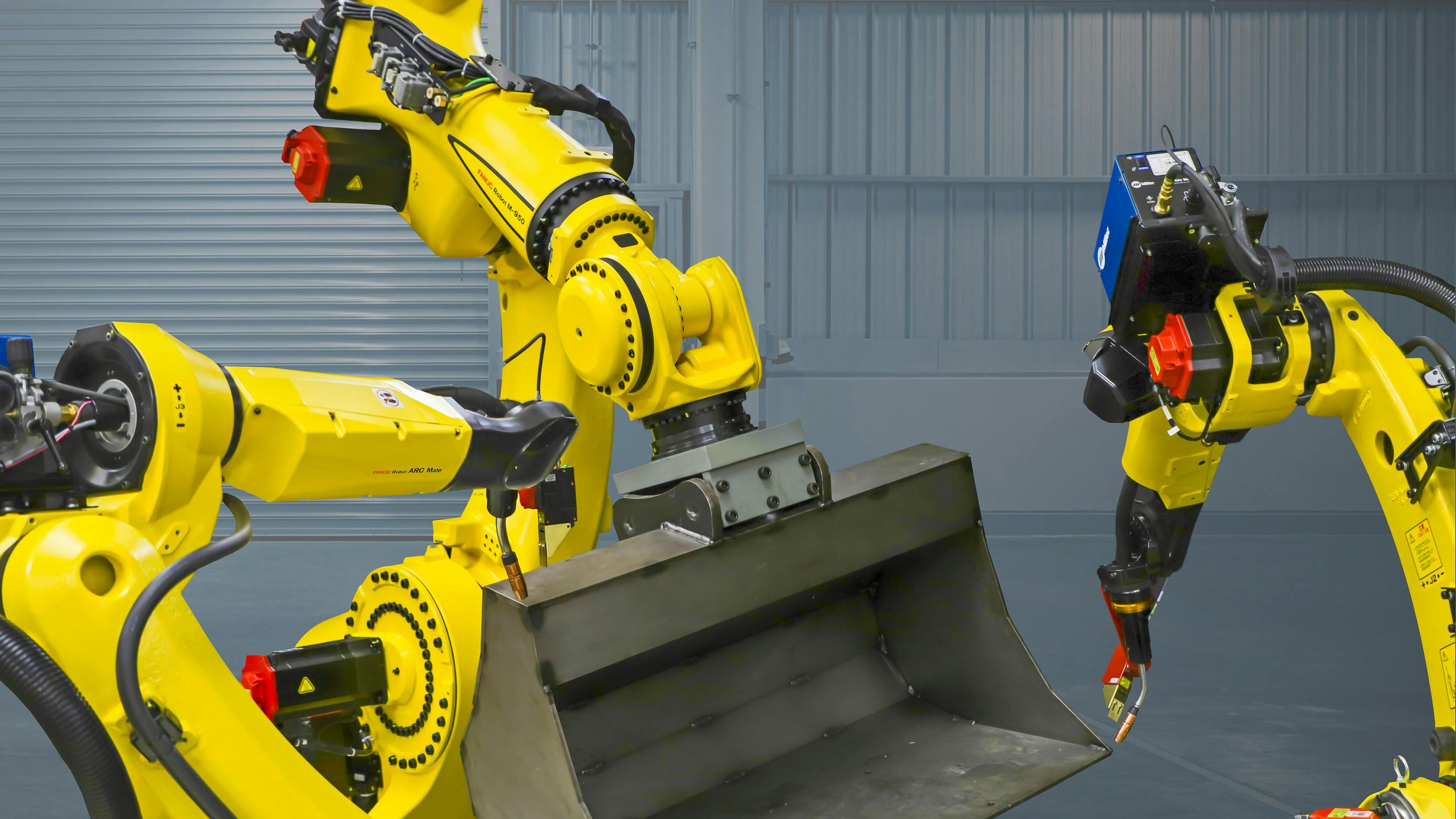 FANUC Brings Portable Cobot Welding, AI Kitting, and New Paint Robot to FABTECH 2026