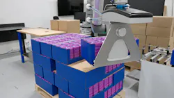 2FGP20 Fork Electric Gripper Palletizes Open, Low-Rigidity Boxes